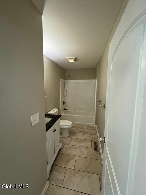 461 Troy-Schenectady Road, Unit 2 REAR Colonie, NY 12110 - Photo 5 of 16 IMG_4770