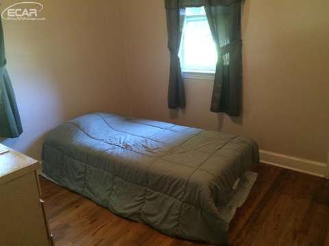 3167 North Belsay Road Flint, MI 48506 - Photo 26 of 33 20421909-25.JPG