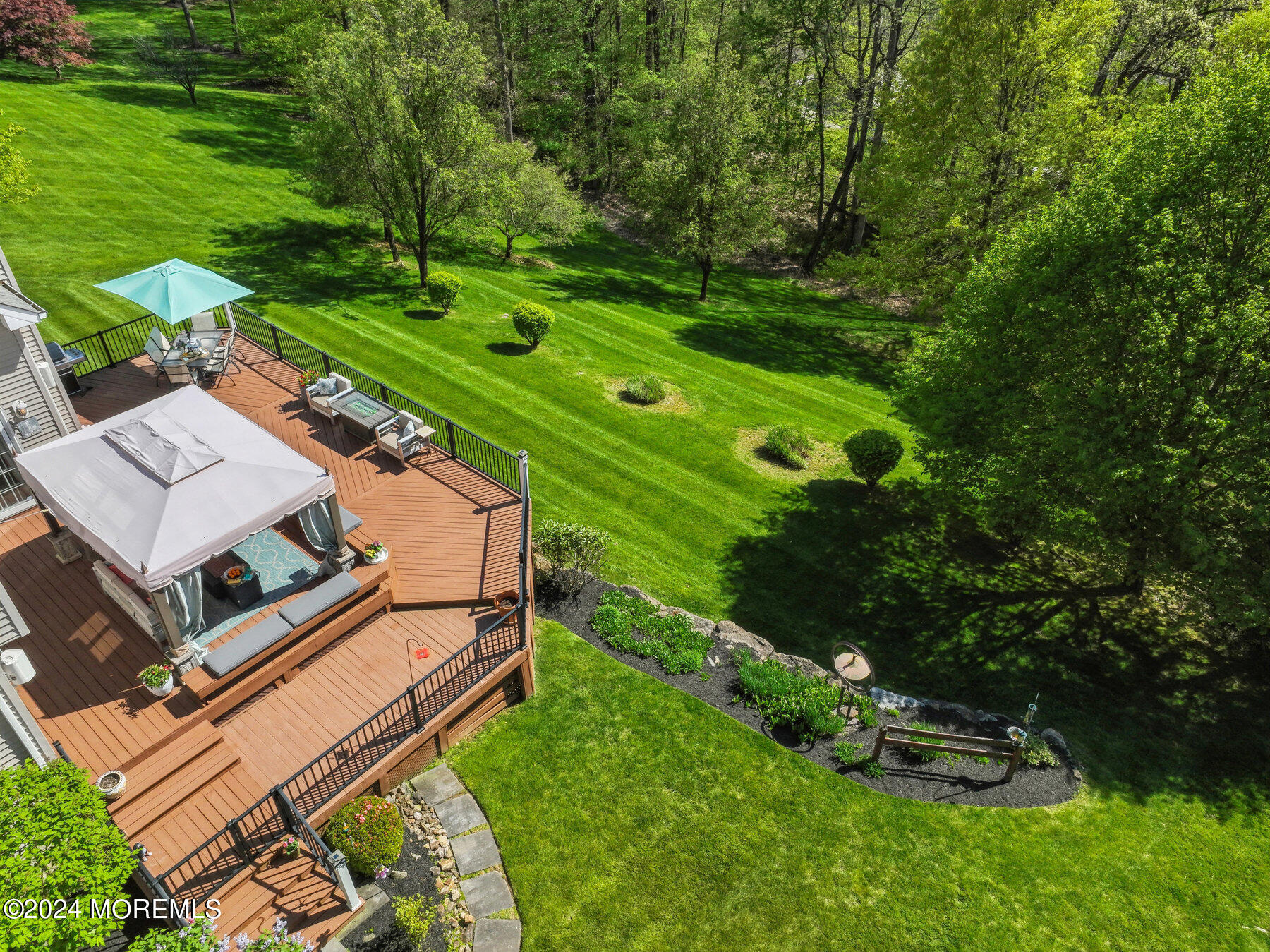 27 Roc Etam Road Randolph, NJ 07869 - Photo 14 of 43 017_vmd_004_drone