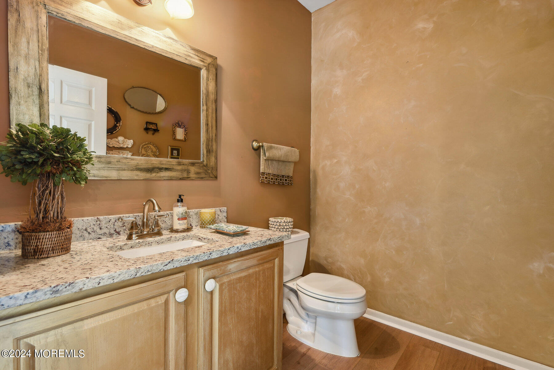 27 Roc Etam Road Randolph, NJ 07869 - Photo 21 of 43 026_vmd_023