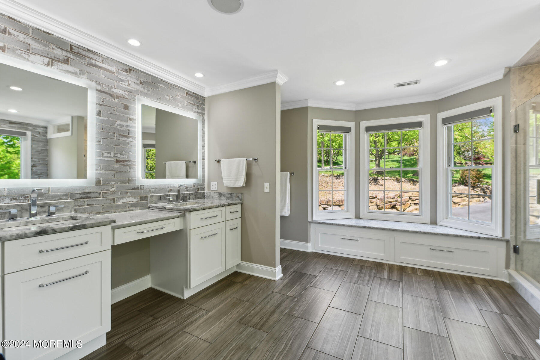 27 Roc Etam Road Randolph, NJ 07869 - Photo 25 of 43 032_vmd_019