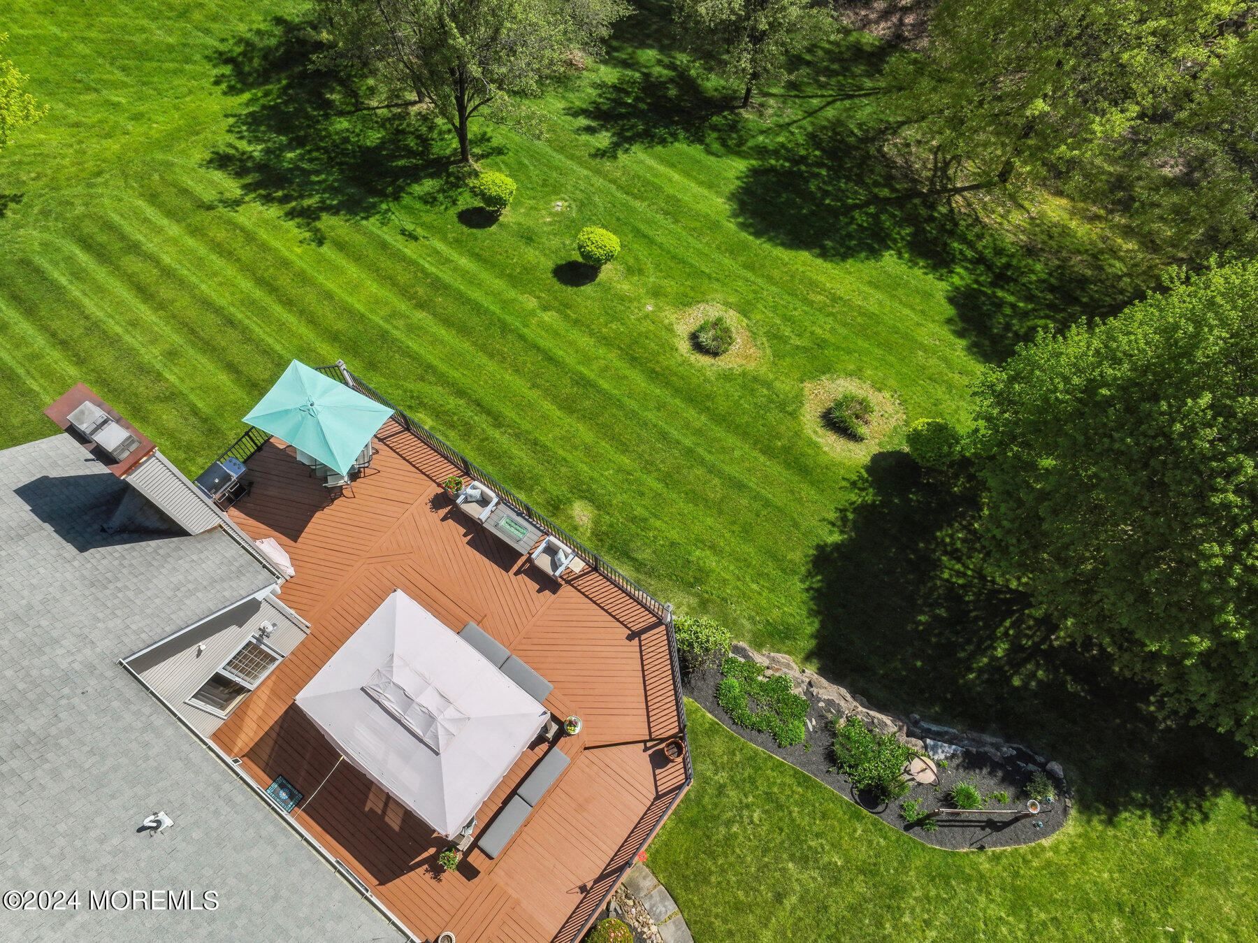 27 Roc Etam Road Randolph, NJ 07869 - Photo 37 of 43 045_vmd_003_drone