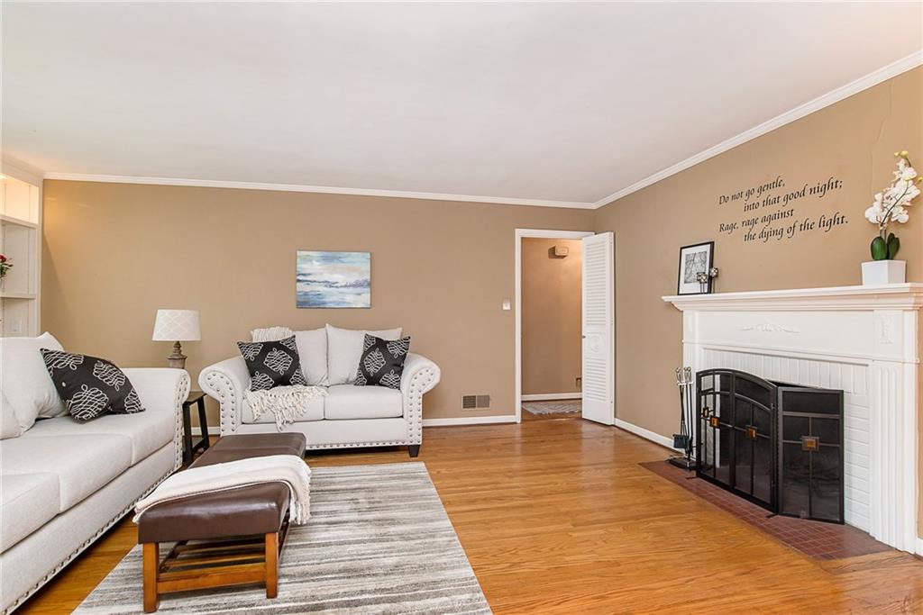 6031 Garver Road Indianapolis, IN 46208 - Photo 5 of 30 Gallery Image 5