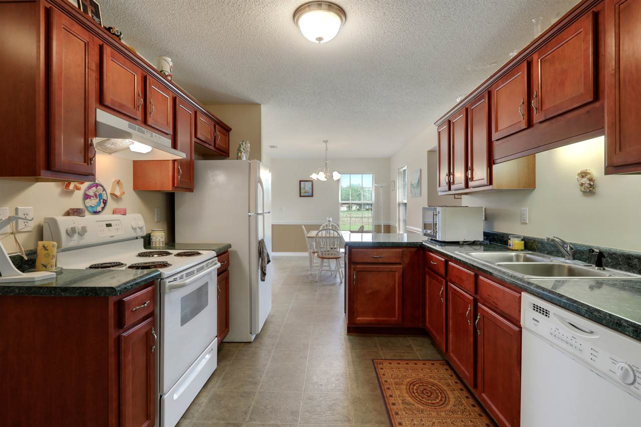14725 Niagara Court Foley, AL 36535 - Photo 4 of 10