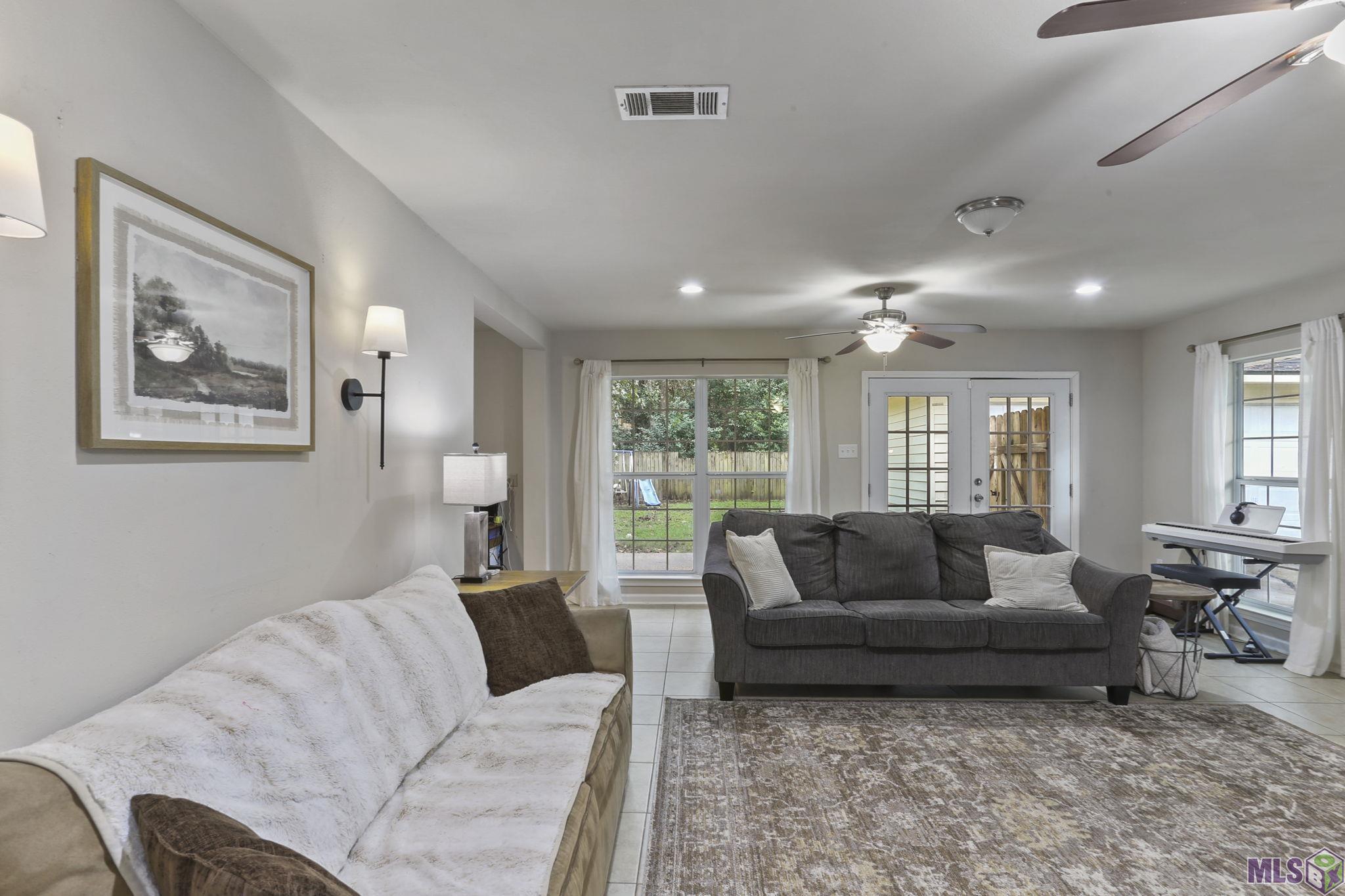 2011 Hoyt Drive Baton Rouge, LA 70816 - Photo 9 of 17