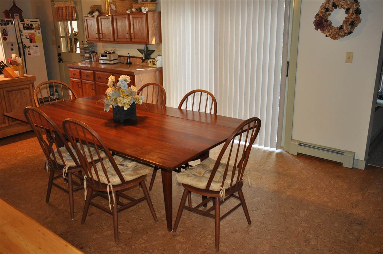 18 North Curtisville Road Concord, NH 03301 - Photo 7 of 19 Gallery Image 7