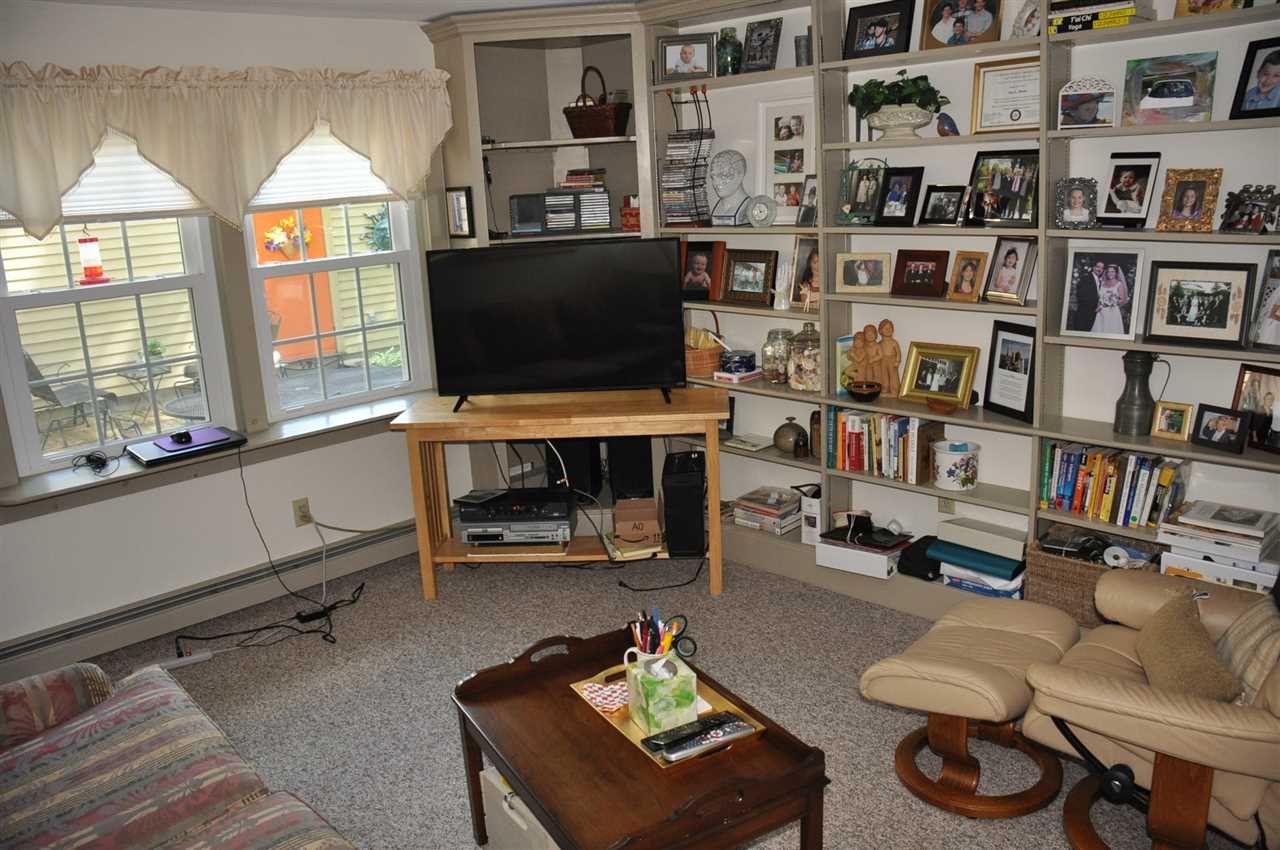 18 North Curtisville Road Concord, NH 03301 - Photo 10 of 19 Gallery Image 10