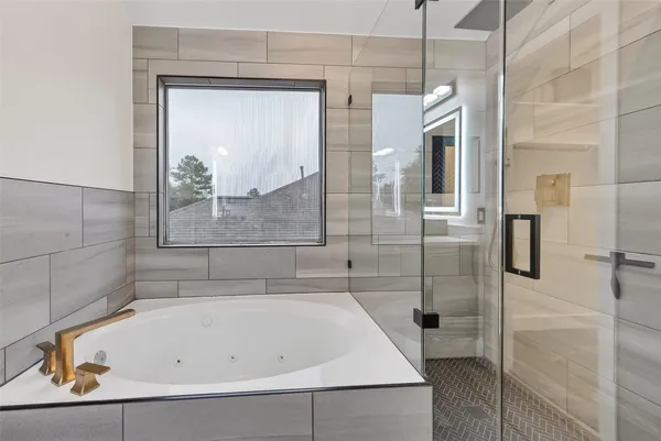 $345,000 | 2423 Floral Ridge Drive, Spring, TX 77388