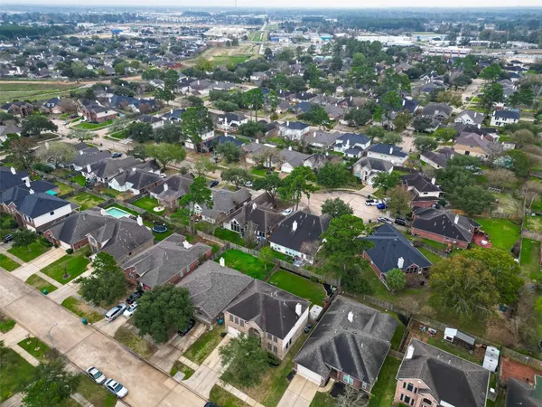 $345,000 | 2423 Floral Ridge Drive, Spring, TX 77388