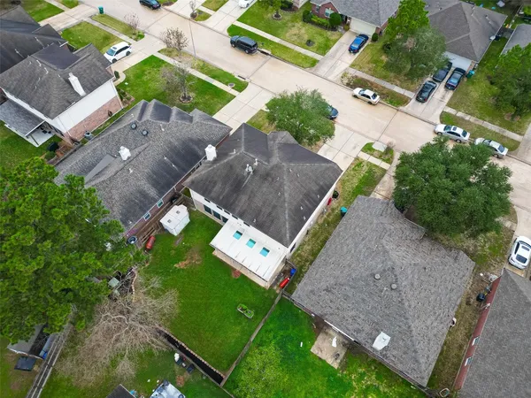 $345,000 | 2423 Floral Ridge Drive, Spring, TX 77388