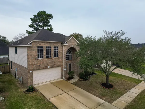 $345,000 | 2423 Floral Ridge Drive, Spring, TX 77388