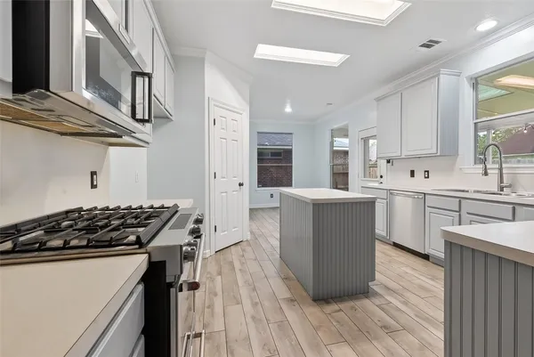 $345,000 | 2423 Floral Ridge Drive, Spring, TX 77388