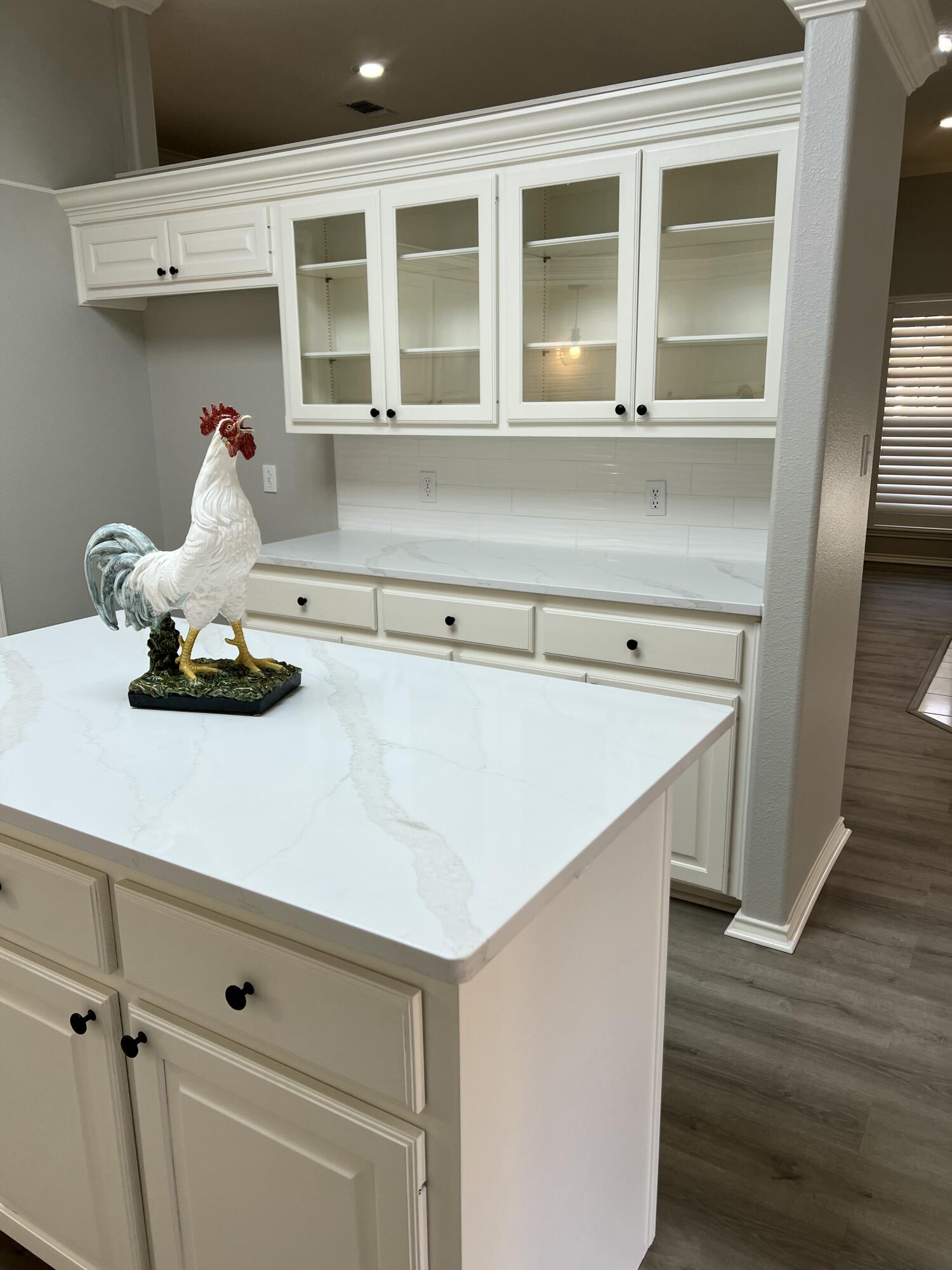 6904 Freeport Avenue Lubbock, TX 79424 - Photo 7 of 21 IMG_8456