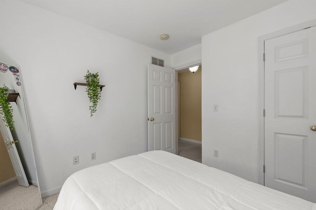 196 Raymond Road Plymouth, MA 02360 - Photo 16 of 42