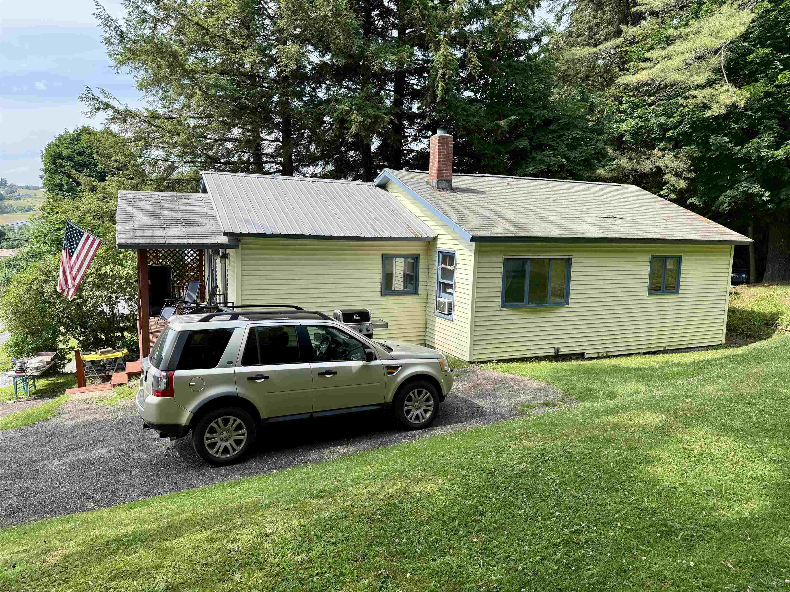 39 Middle Road Barre Town, VT 05641 - Photo 1 of 26