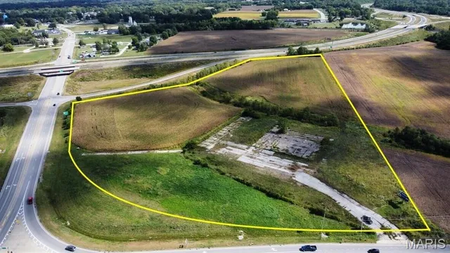 $2,200,000 | 6713 Godfrey Road, Godfrey, IL 62035