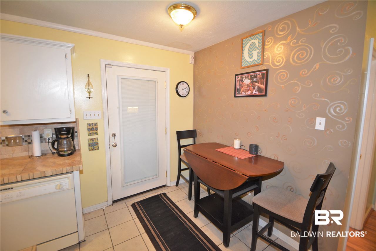 605 Mandrell Street Mobile, AL 36606 - Photo 6 of 25
