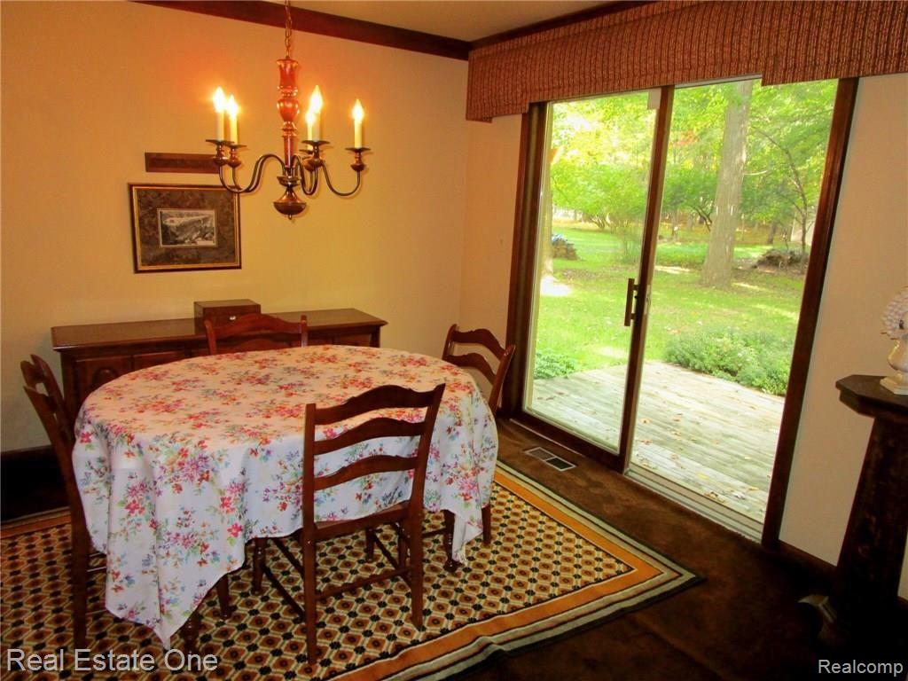 19209 Meridian Road Grosse Ile, MI 48138 - Photo 14 of 38 IMG_0539.jpg