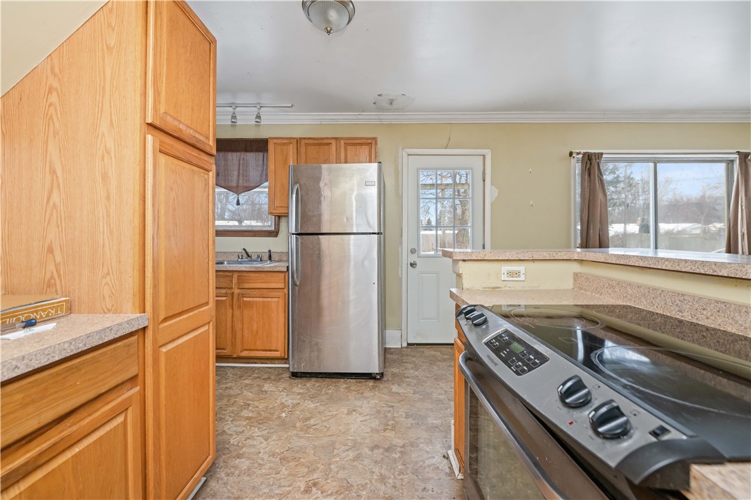 212 Almay Road Greece, NY 14616 - Photo 12 of 26