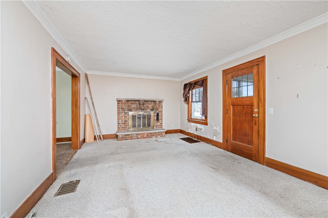 212 Almay Road Greece, NY 14616 - Photo 6 of 26