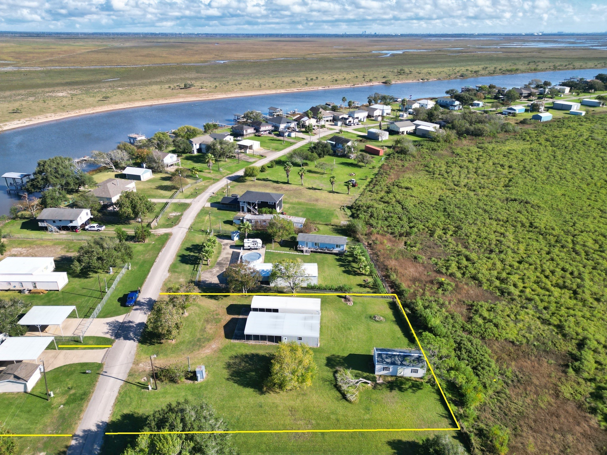 5582 County Road 469 Brazoria, TX 77422 - Photo 29 of 32 a view of a city