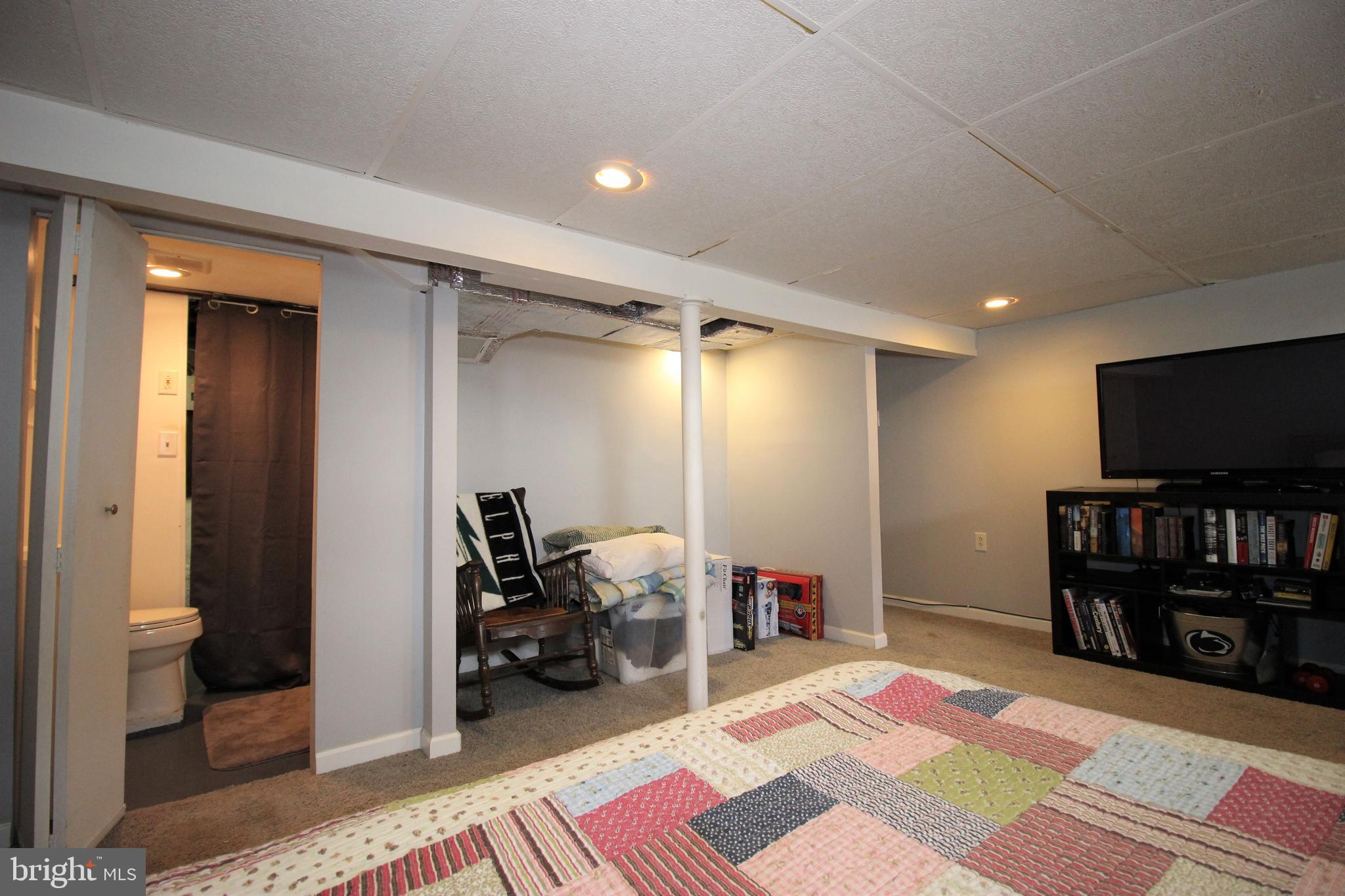29 West Roland Road Brookhaven, PA 19015 - Photo 20 of 35 Gallery Image 20