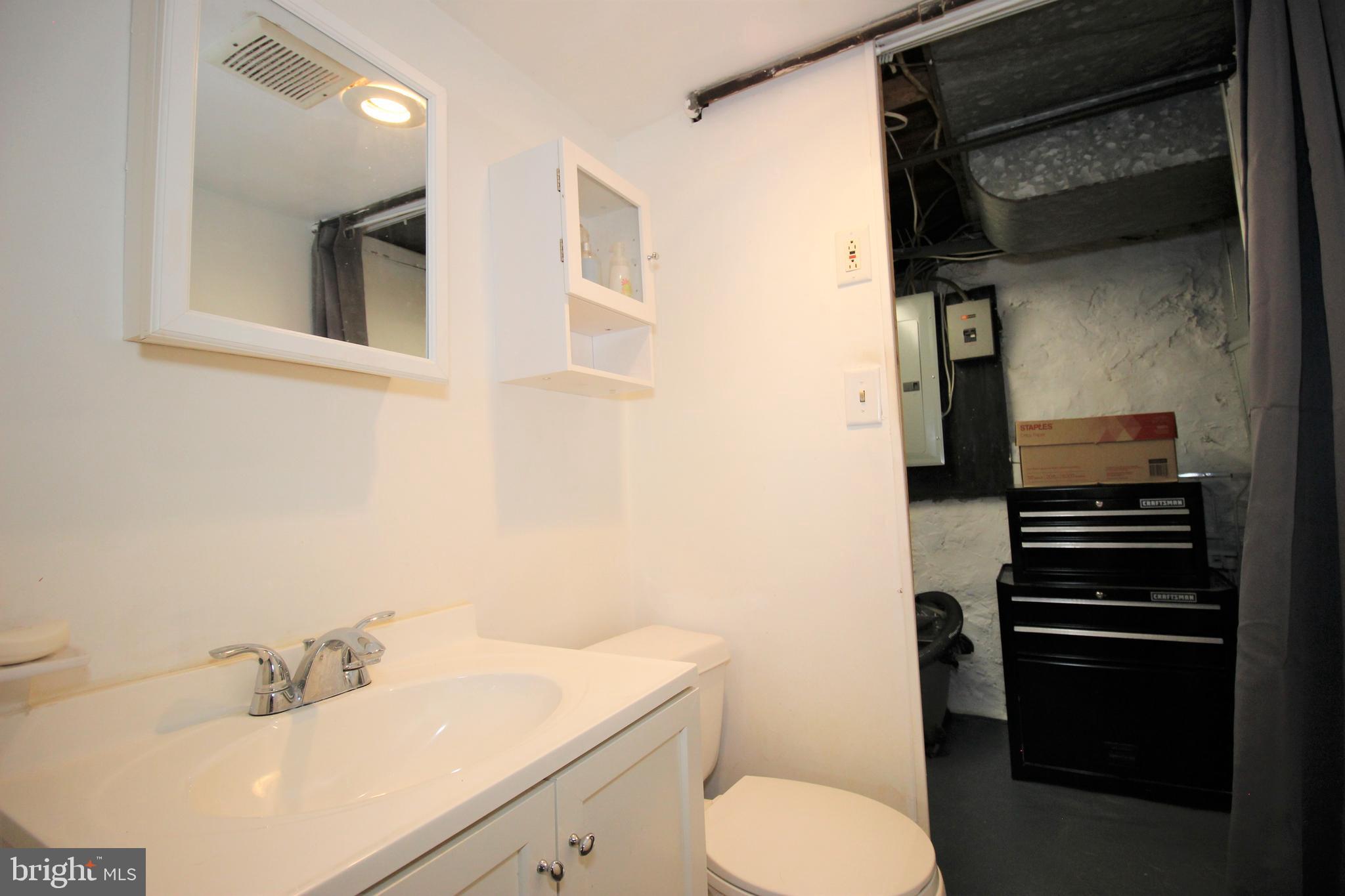 29 West Roland Road Brookhaven, PA 19015 - Photo 21 of 35 Gallery Image 21