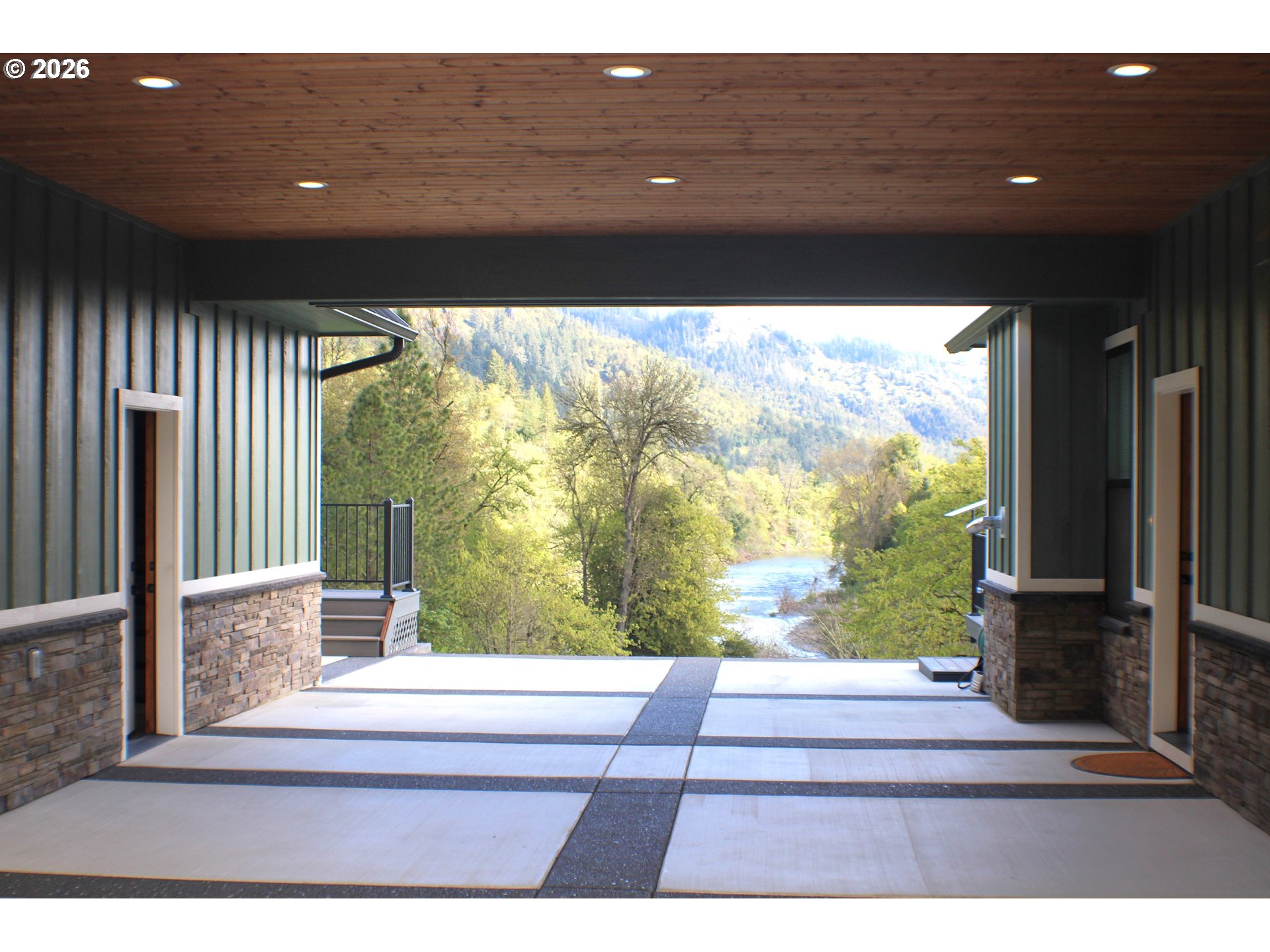 3716 Weaver Road Riddle, OR 97469 - Photo 16 of 48