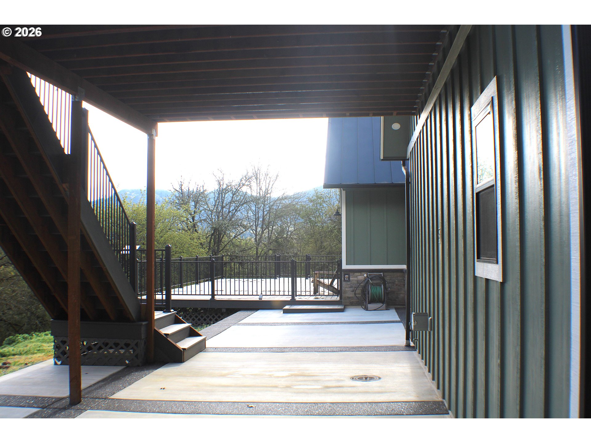 3716 Weaver Road Riddle, OR 97469 - Photo 18 of 48 Loft