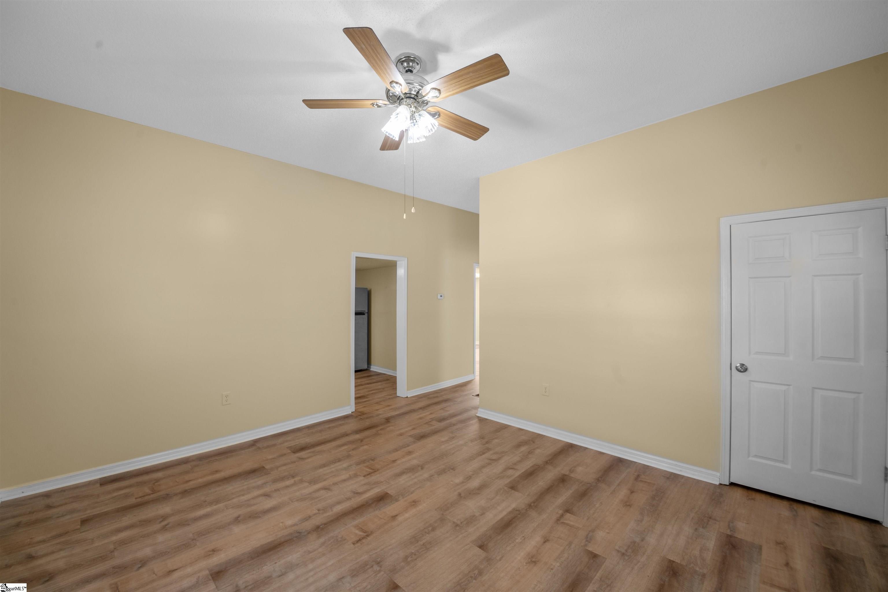 203 West Beattie Street Liberty, SC 29657 - Photo 12 of 35