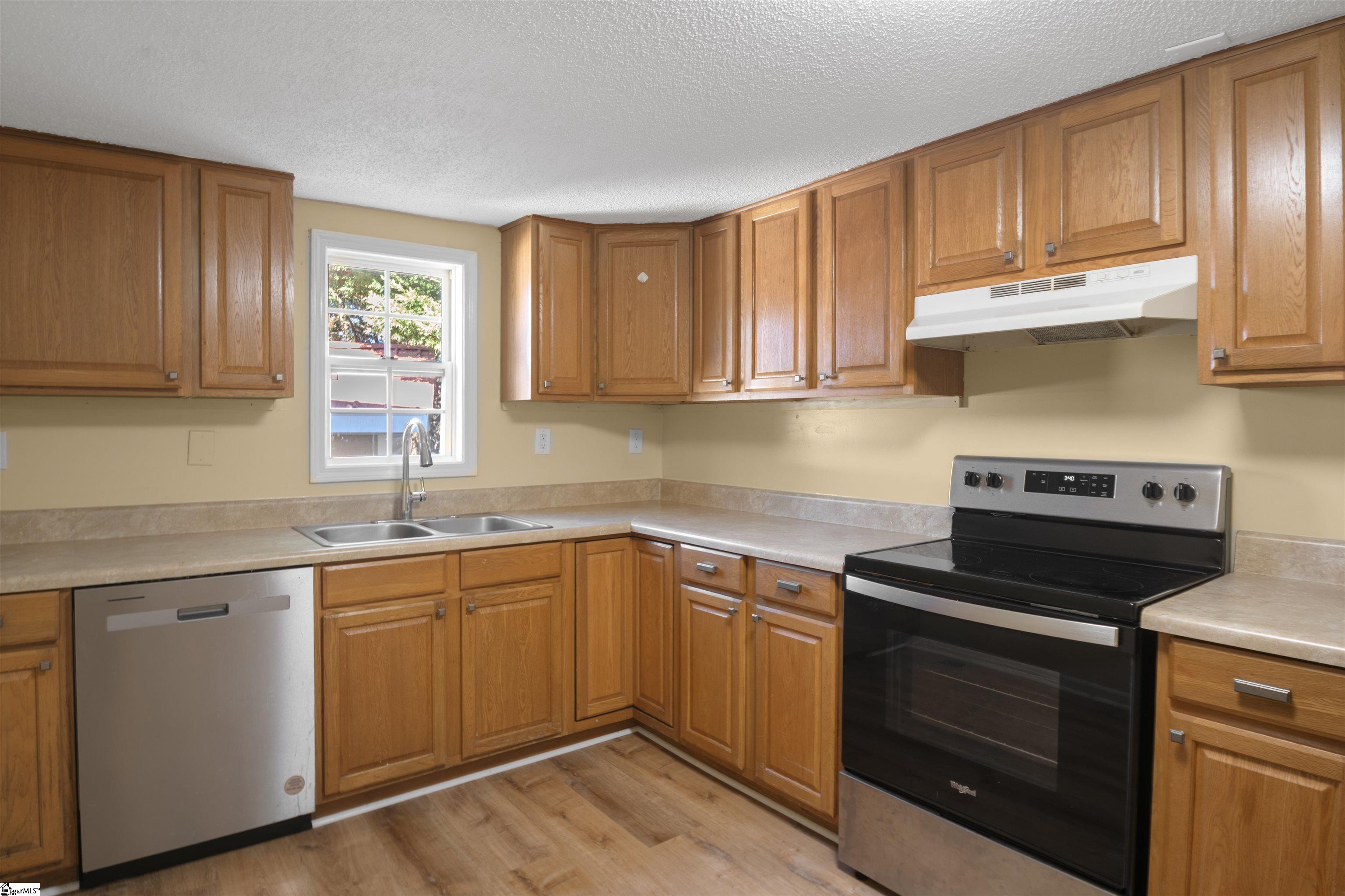 203 West Beattie Street Liberty, SC 29657 - Photo 16 of 35