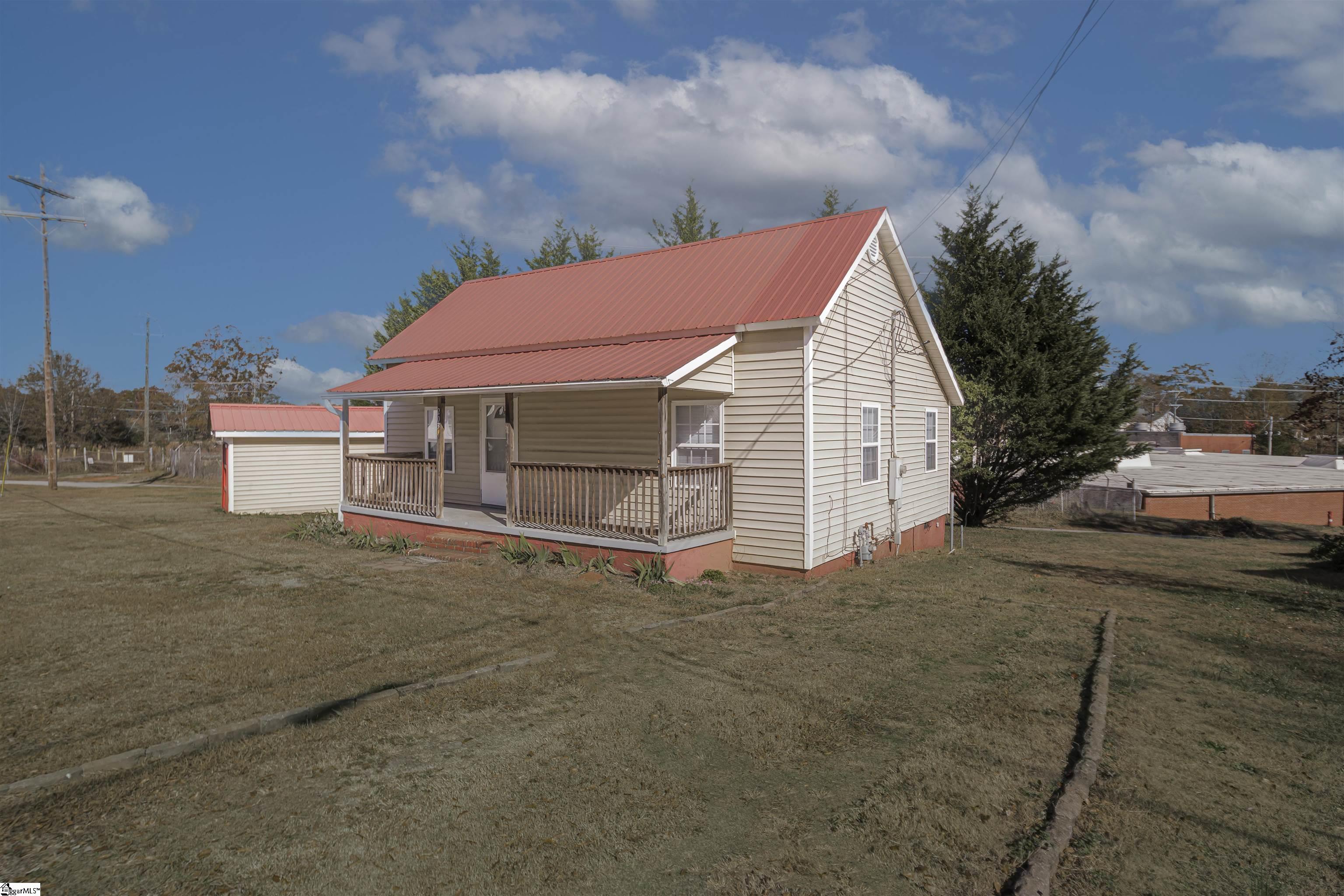 203 West Beattie Street Liberty, SC 29657 - Photo 2 of 35