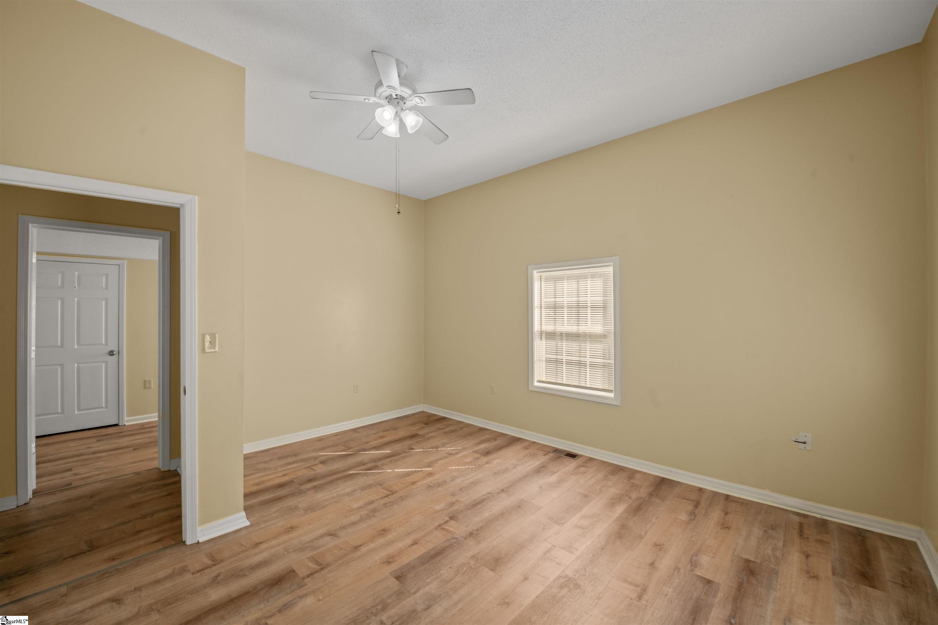 203 West Beattie Street Liberty, SC 29657 - Photo 23 of 35