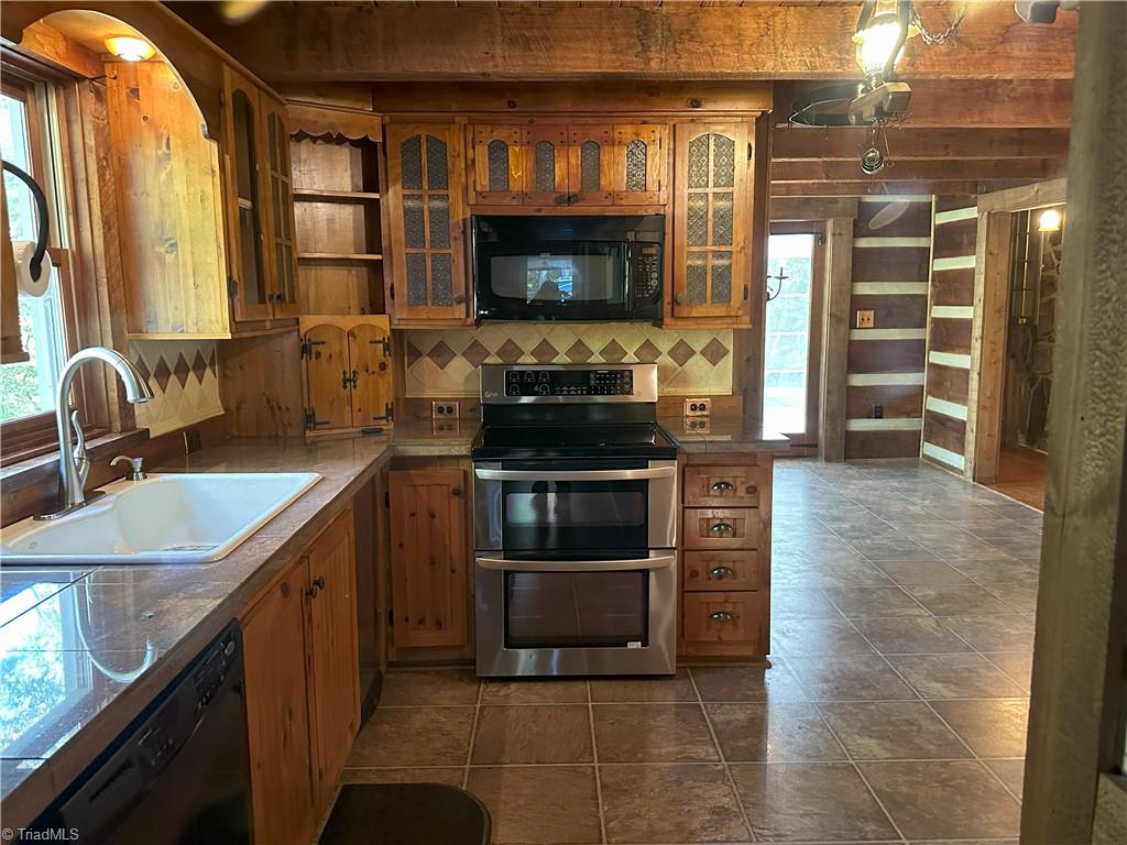977 Williams Road Advance, NC 27006 - Photo 13 of 48 Gallery Image 13