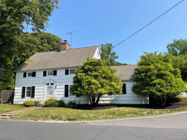 $4,600 | 23 Lloyd Harbor Road, Lloyd Harbor, NY 11743