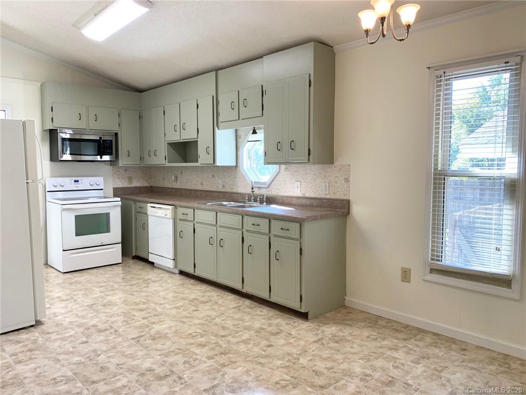 107 Roberta Road Concord, NC 28027 - Photo 5 of 9