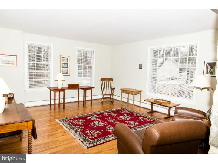 4 Post Road Malvern, PA 19355 - Photo 2 of 25 Living Room