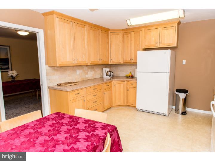 4 Post Road Malvern, PA 19355 - Photo 9 of 25 Kitchen