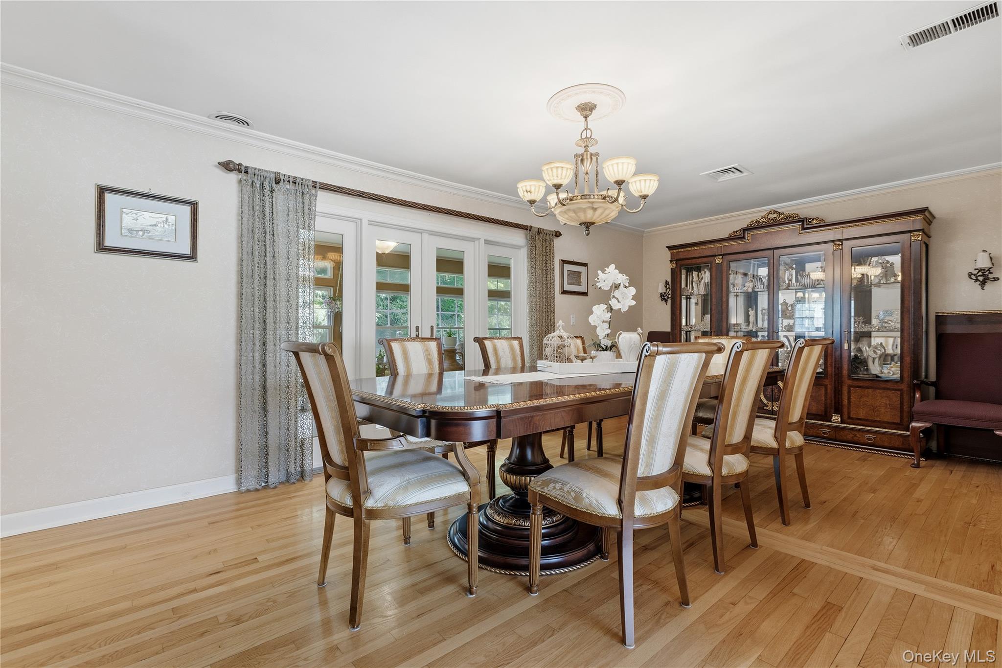1 Hunting Ridge Road White Plains, NY 10605 - Photo 10 of 48