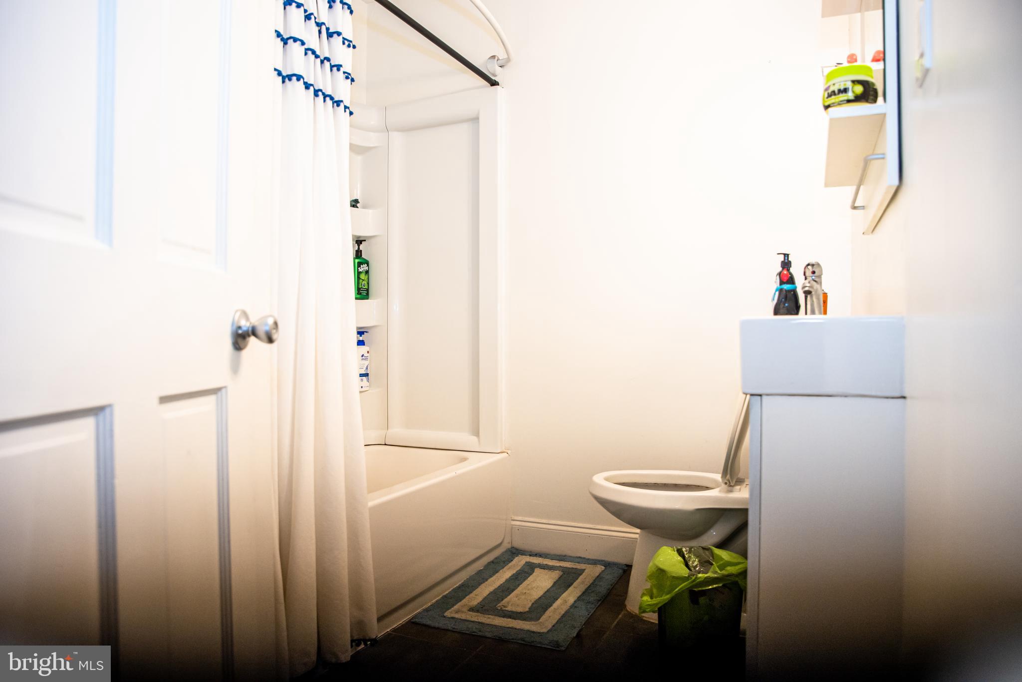 6010 Clover Road Baltimore, MD 21215 - Photo 4 of 35 Gallery Image 4