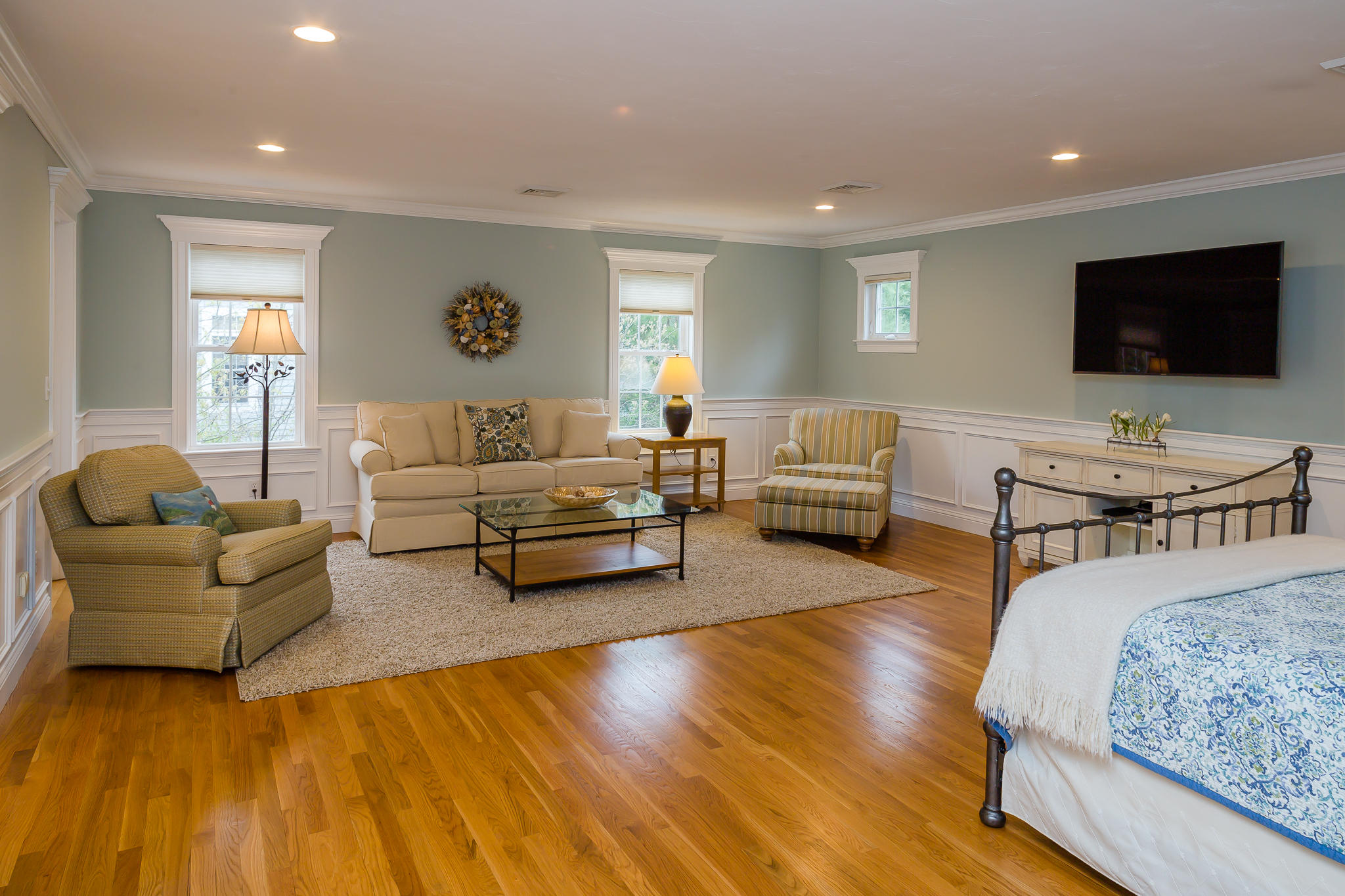 85 Palmer Road Mashpee, MA 02649 - Photo 20 of 38 a living room with furniture and a flat screen tv