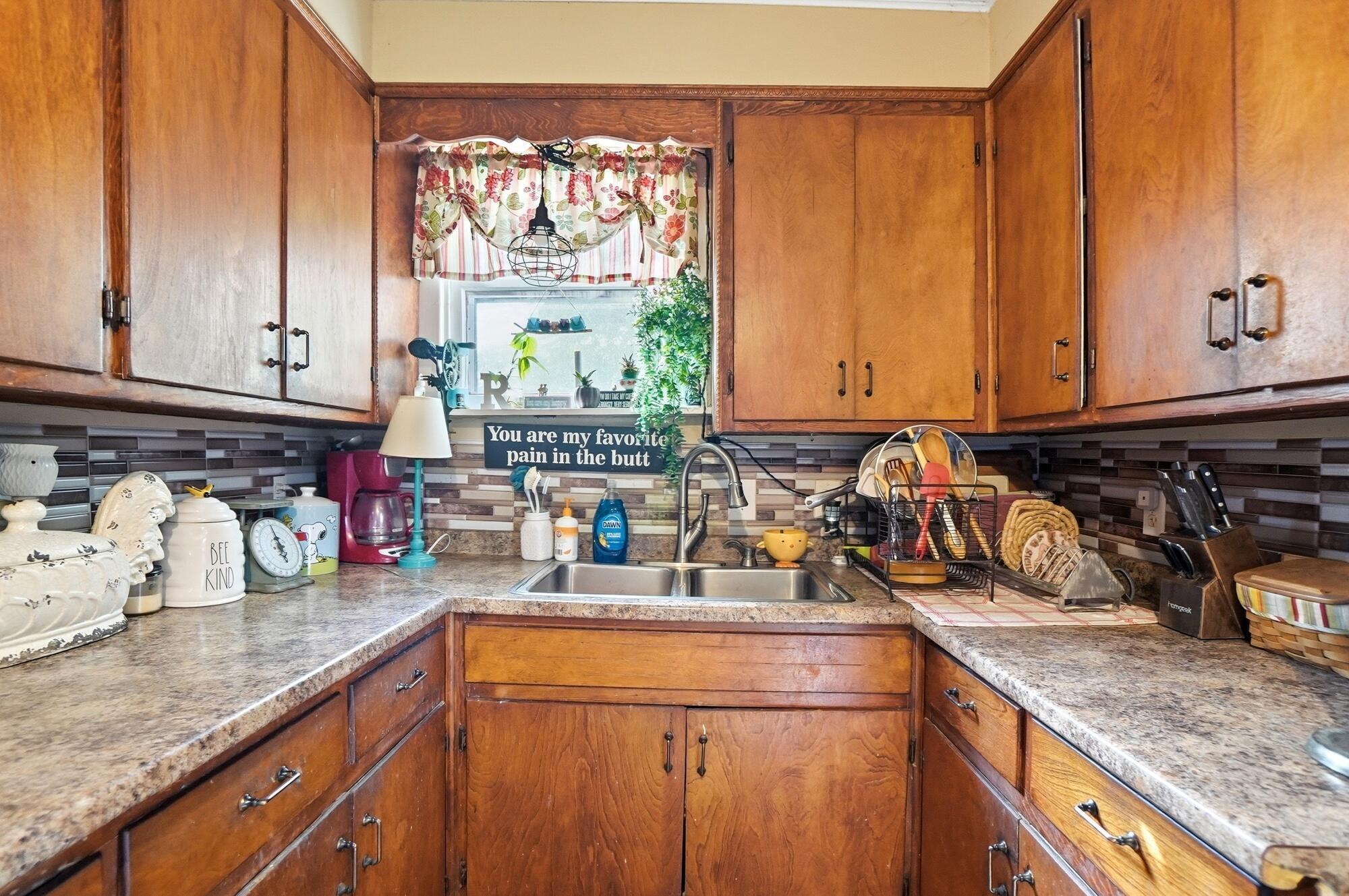 64 Commerce Street Lockbourne, OH 43137 - Photo 11 of 34 Kitchen