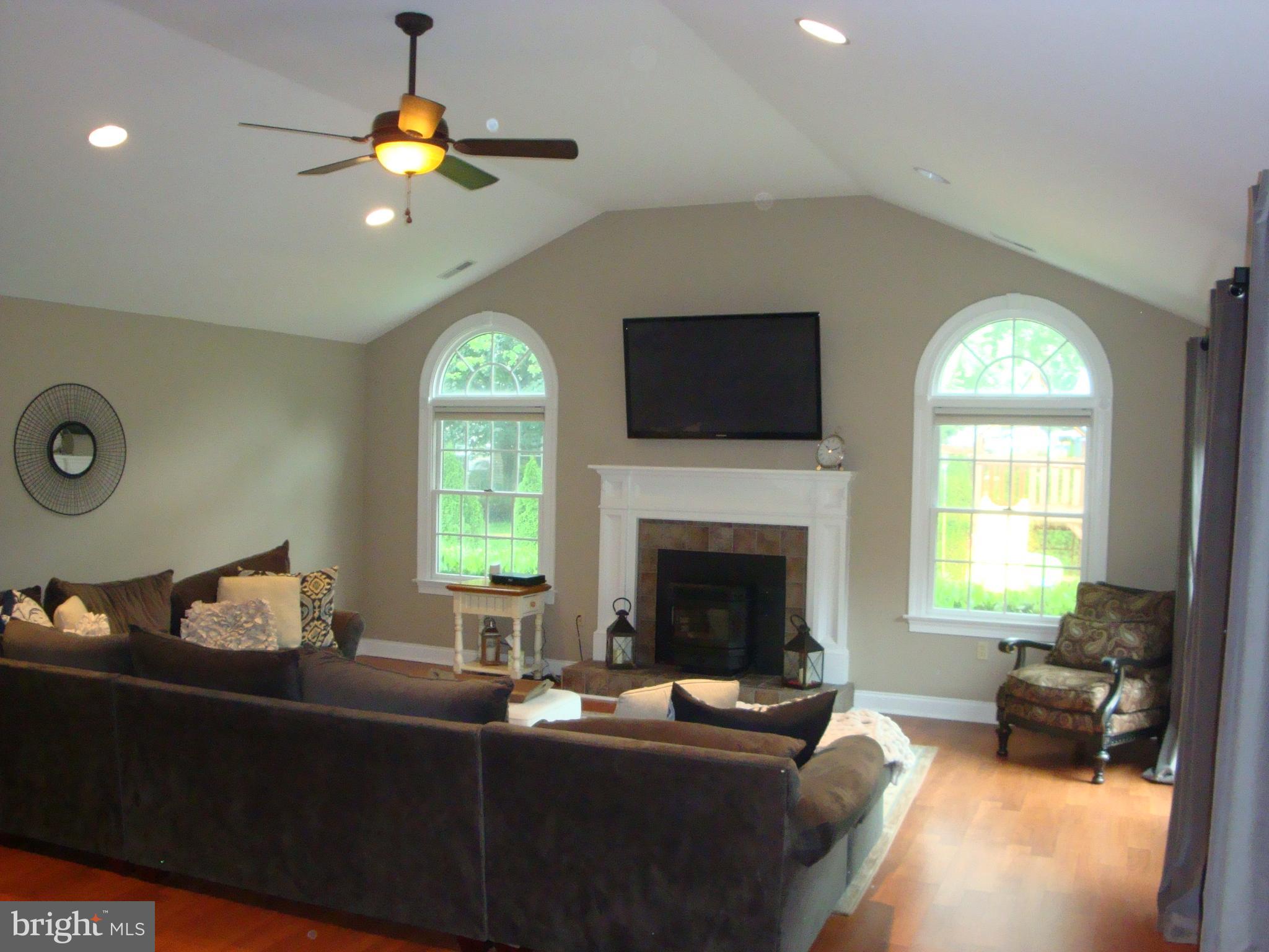 181 North Timber Road Holland, PA 18966 - Photo 7 of 37 HUGE Great Room with 2 sets of sliding doors