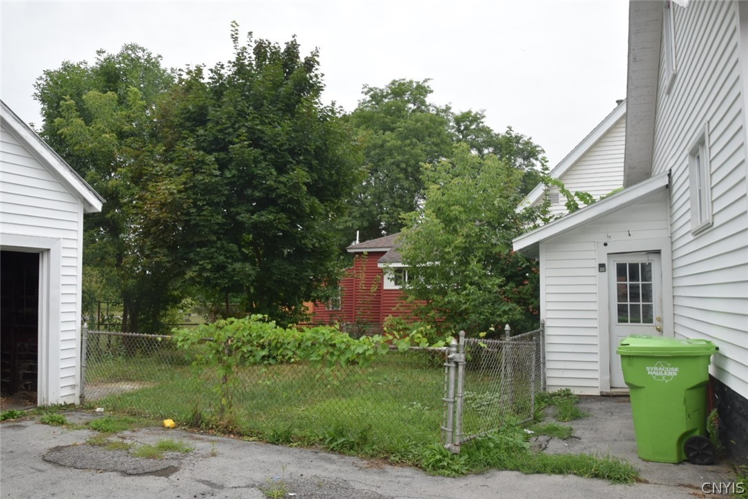 337 Roxford Road North Salina, NY 13208 - Photo 17 of 18 Gallery Image 17