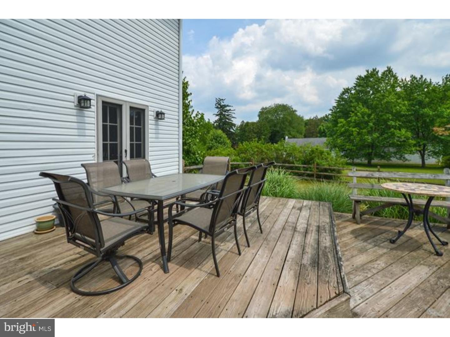 2850 Cowpath Road Hatfield, PA 19440 - Photo 24 of 25 Deck