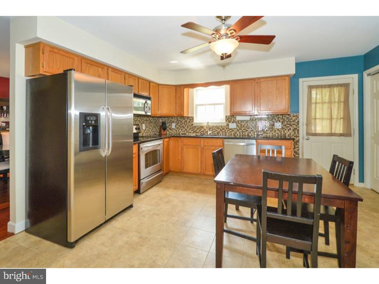 2850 Cowpath Road Hatfield, PA 19440 - Photo 9 of 25 Kitchen