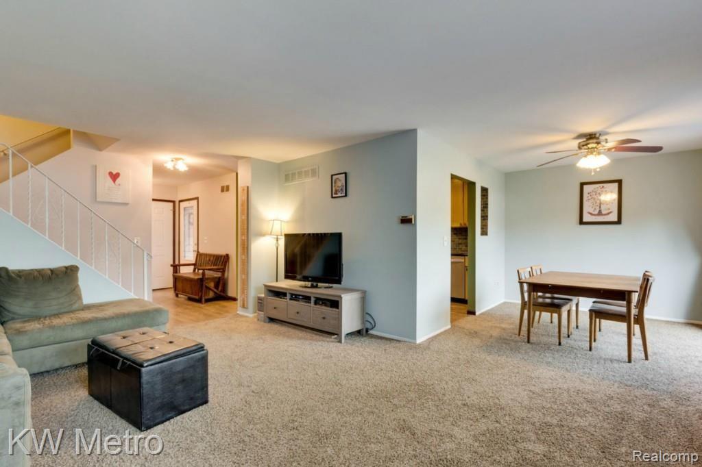 65 Manor Way, Unit 35 Rochester Hills, MI 48309 - Photo 6 of 26