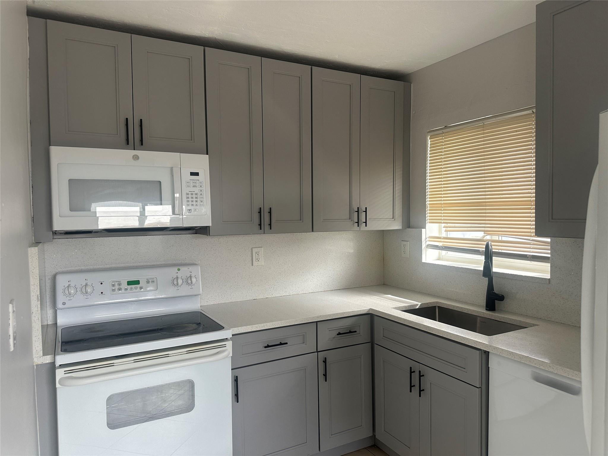 6109 Southwest 30th Street, Unit 4 Miramar, FL 33023 - Photo 11 of 16 Photo 11