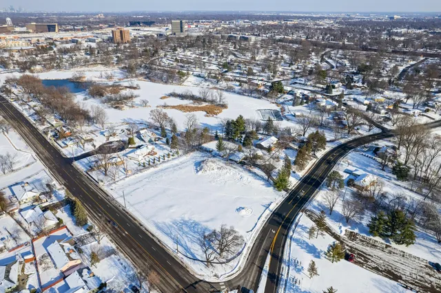 $995,000 | 8545 Penn Avenue South, Bloomington, MN 55431