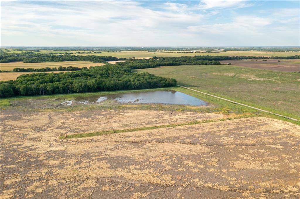 27699 South Hoch Road Osage City, KS 66523 - Photo 22 of 99